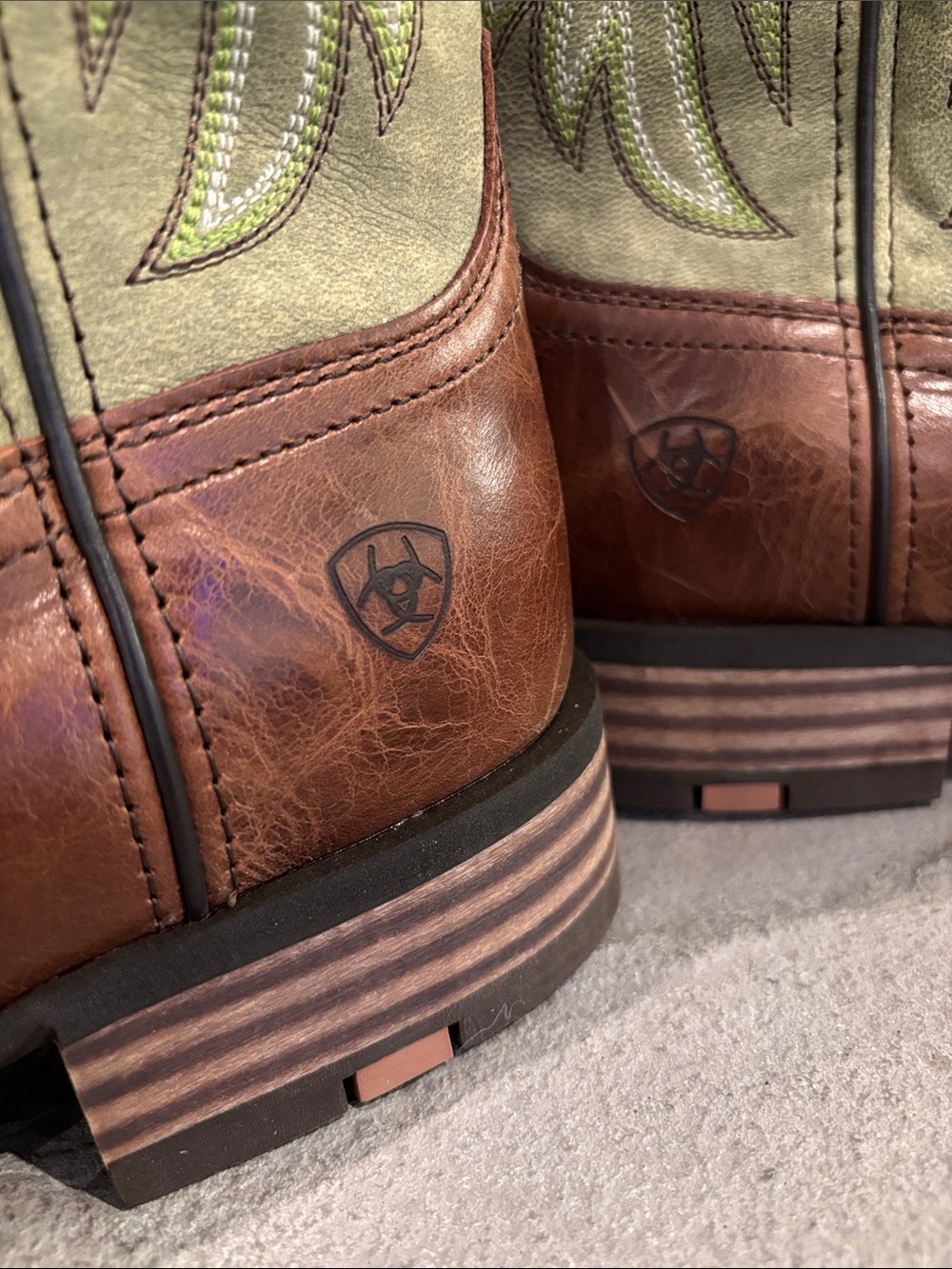 Ariat Slingshot Dark Tan/Easy
Green,ATS,Smartlite Sole,leather,square,Western - Picture 8 of 15